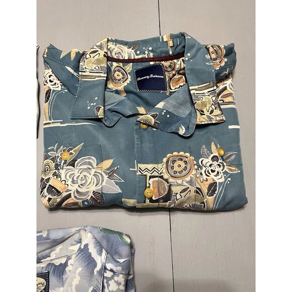Tommy Bahama Lot Of 3 Hawaiian Cruise Men's Large Shirts - Picture 3 of 16